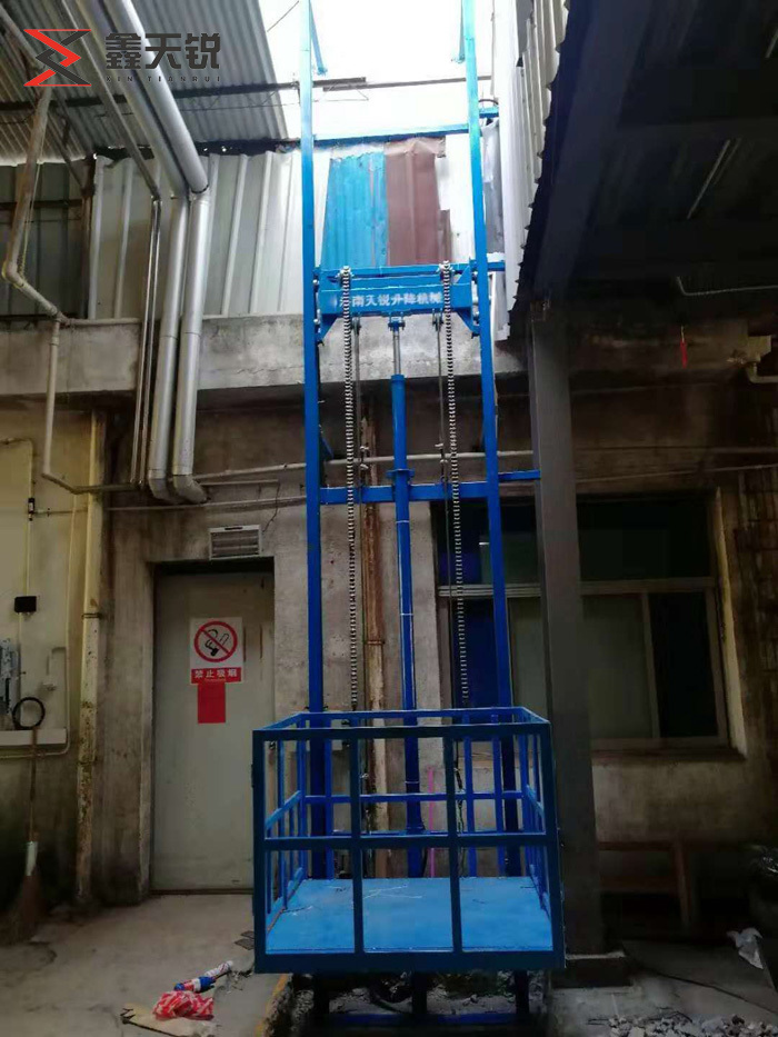 益阳导轨式升降货梯